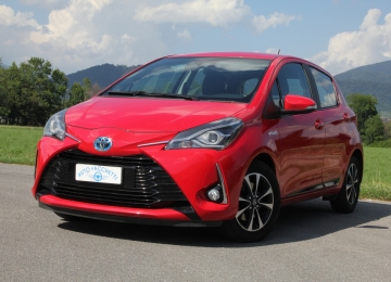 Toyota Yaris 5p 1.5h Lounge HIBRID automatica